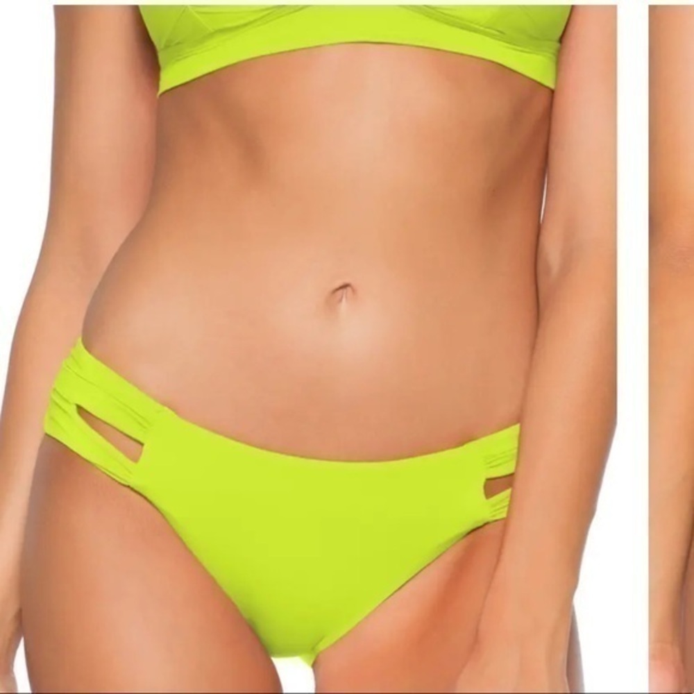 Soluna clear skies full moon bikini bottom